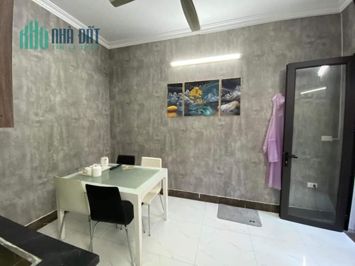 SIÊU PHẨM NHỎ XINH MINH KHAI HÀNG XÓM TIMES CITY-NHỎ XINH CẢ GI