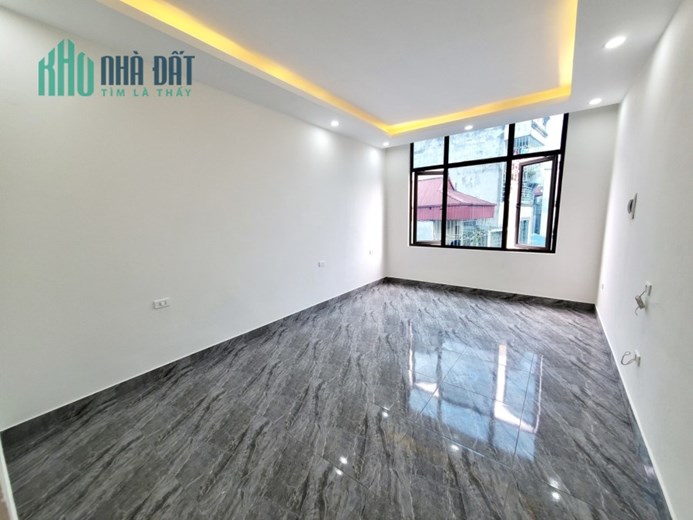 Chớp thời cơ NGAY , Bán nhà Trương Định , 40m2 , chỉ 3,3 tỷ , mặt tiền 4,2m, khu an ninh tốt