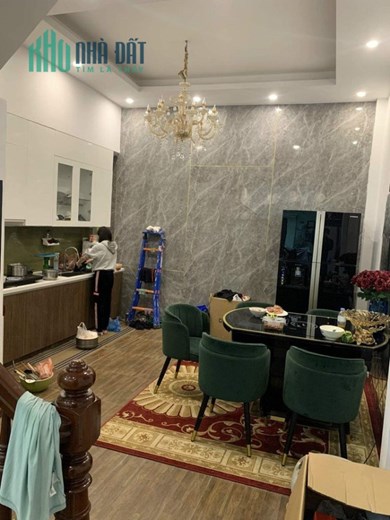 Siêu Hiếm Nhà Văn Tiến Dũng, Otô, ngõ thông cực đẹp, 37m2 x 5 tầng giá 3.7 tỷ