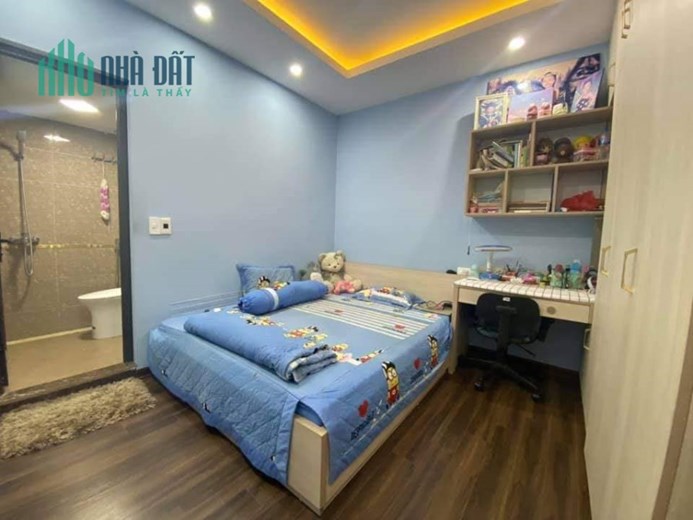 BÁN NHÀ ĐẶNG TIẾN ĐÔNG, 42m2x 5T, MT3.2m, Ô TÔ ĐỖ CỔNG, LÔ GÓC, KINH DOANH, CHỈ NHỈNH 5 TỶ