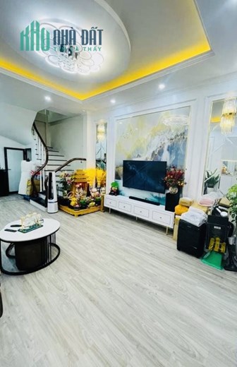 Bán gấp nhà PHÂN LÔ  Lạc Long Quân Ô TÔ -2 THOÁNG 35mx5t 5 tỷ 2
