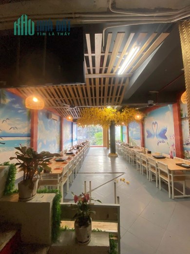Bán Toà Nhà Phố Trung Hòa, kinh doanh siêu đỉnh sầm uất ngày đêm, vỉa hè lớn ô tô dừng đỗ