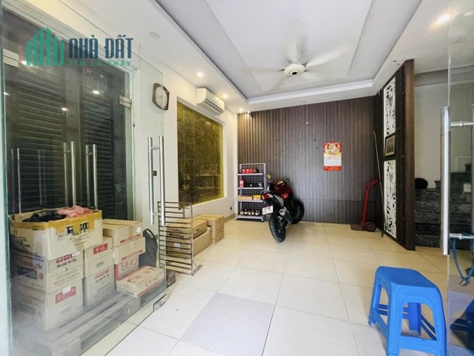 Bán nhà mặt phố Vạn Bảo, ô tô đô cửa, kinh doanh đỉnh, 40m2, 7 tầng thang máy, lô góc, nhỉnh 14 tỷ