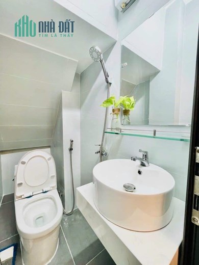 Nhà Quận Phú Nhuận, Nguyễn Trọng Tuyển, 25m2, 4 tầng, nhỉnh 5 tỷ
