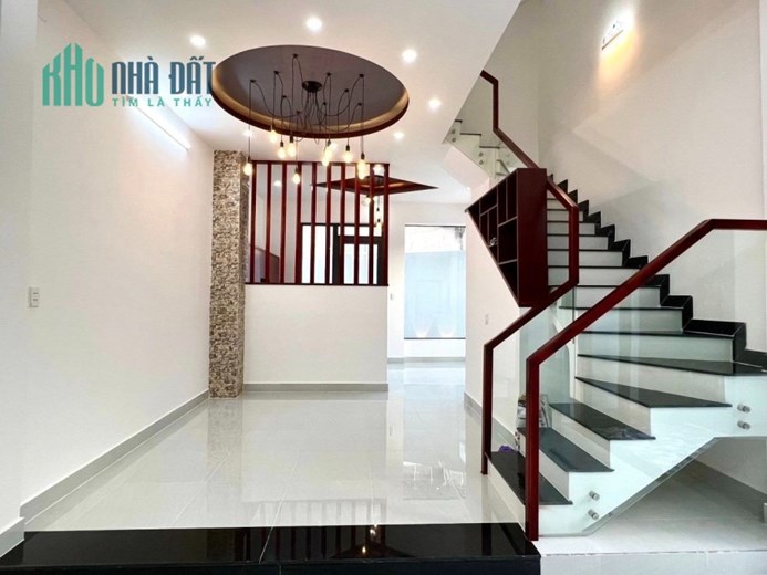 Bán nhà HXH căn góc 2MT, 6x13m 3 tầng, thông ra Võ Văn Ngân, Đặng Văn Bi, giá chỉ 9.5 tỷ
