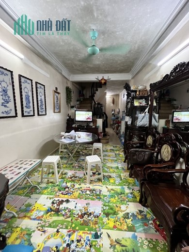 Bán nhà Lý Thường Kiệt, Hoàn Kiếm 40m, 5 tầng, gần phố, giá 11 tỷ. LH: 0366051369