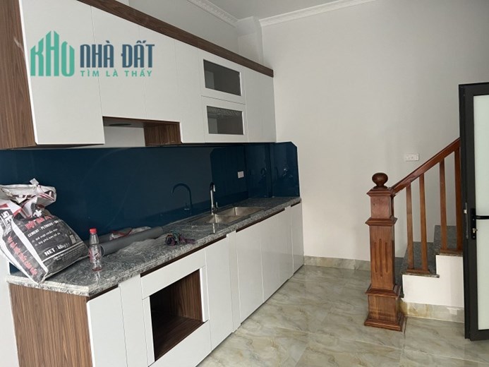 BÁN NHÀ TÔN ĐỨC THẮNG, 41M2 X 5 TÀNG, NGÕ THOÁNG SẠCH - GẦN PHỐ - NHÀ MỚI Ở NGAY, LH 0966037496