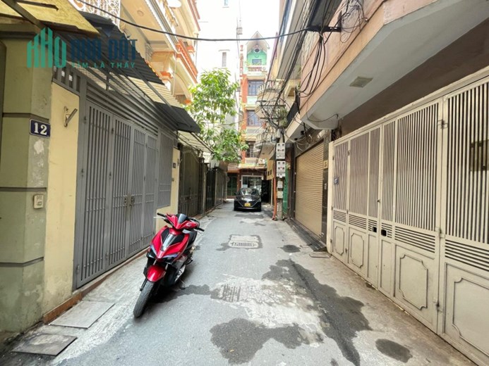 Siêu đẹp nhà Phân lô oto tránh phố Lê Trọng Tấn 41m2  nhà 4 tầng giá chào 5 tỷ 1