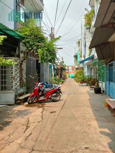 LÊ VĂN QUỚI 5 TẦNG XE HƠI NGỦ TRONG NHÀ - 71M2 - NHÀ MỚI - GẤP BÁN - 6 TỶ 9