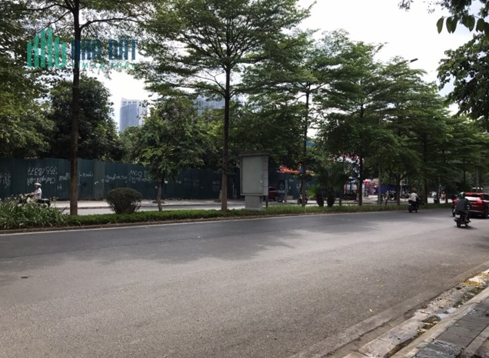 Chính chủ nhờ bán nhanh toà nhà mặt phố và khu tổ hợp kinh doanh Hà Nội