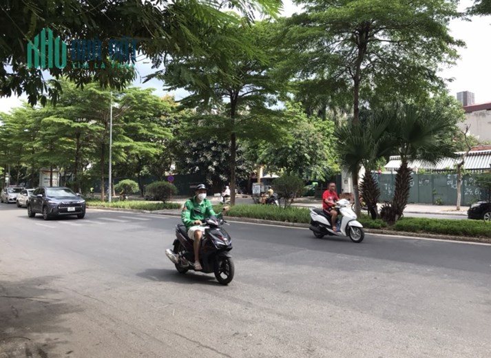 Chính chủ nhờ bán nhanh toà nhà mặt phố và khu tổ hợp kinh doanh Hà Nội