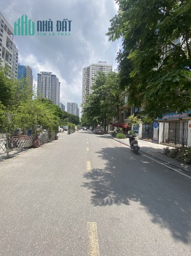HÀNG TUYỂN MẶT PHỐ HÀM NGHI