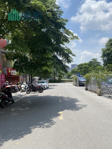 HÀNG TUYỂN MẶT PHỐ HÀM NGHI