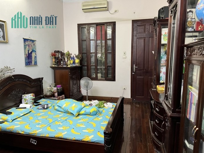 Bán nhà mặt phố Lê Đại Hành 42m, MT 4m, Cafe, KD đỉnh, giá 24 tỷ. LH: 0366051369