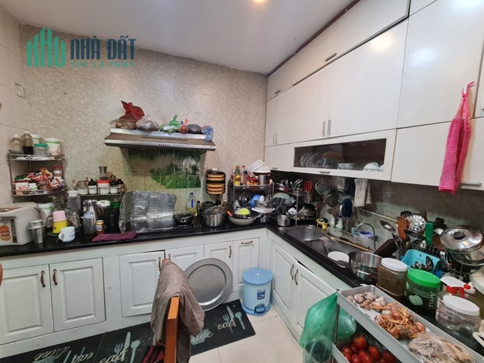 Bán nhà phố Nghĩa Tân, Cầu Giấy, 58m2, 5 tầng, gara ô tô, văn phòng, giá 11.56 tỷ