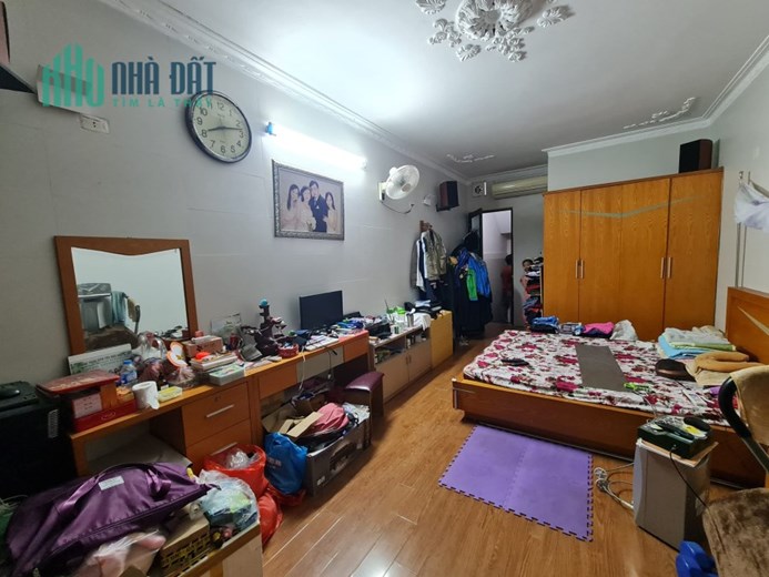 Bán nhà phố Nghĩa Tân, Cầu Giấy, 58m2, 5 tầng, gara ô tô, văn phòng, giá 11.56 tỷ