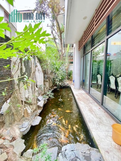 Bán nhà biệt thự đường Thành Thái,Dương Đình Nghệ dt 270m2 x 5 t giá hơn 70 tỷ