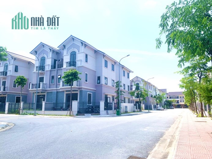 Bán gấp căn góc biệt thự Centa Vsip giá chỉ 7 tỷ xx