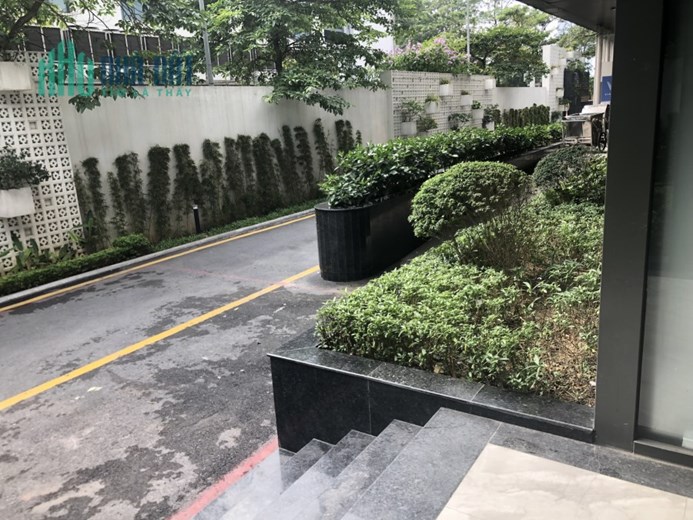 Cho thuê văn phòng 281m2 full nội thất, free ngoài giờ tòa Dreamland Bonanza, Duy Tân, Cầu Giấy