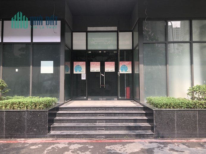 Cho thuê văn phòng 281m2 full nội thất, free ngoài giờ tòa Dreamland Bonanza, Duy Tân, Cầu Giấy