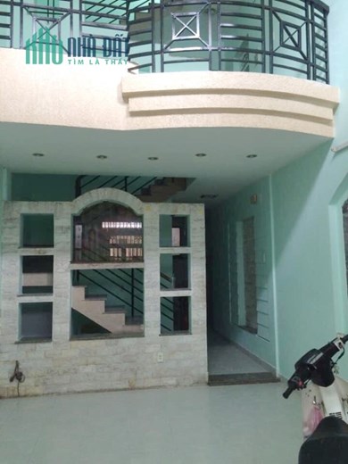 Nhà thuê 3 Tầng hẻm 125 Nguyễn Thị Tần P2Q8 - Giá : 12 Triệu