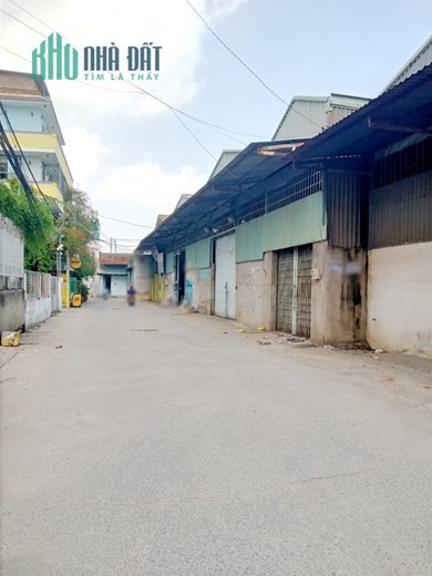 Cho thuê kho 210m2 Đường 10m C7 Phạm Hùng - Giá : 25 Triệu