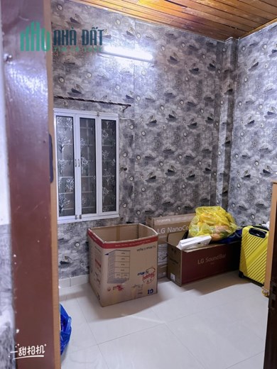 CẦN NHƯỢNG LẠI NHÀ Địa chỉ: 356/34 Hoàng Diệu