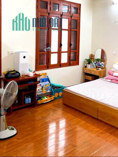 Bán Nhanh Nhà Thịnh Quang, Đống Đa, 45m, 5T, MT 5.4 chỉ 4 tỷ