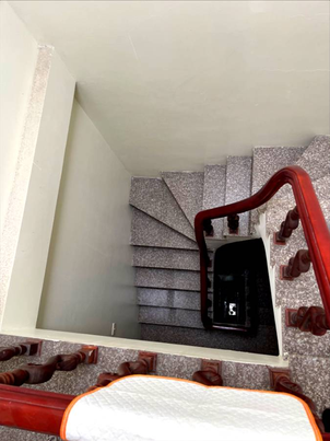Bán Nhanh Nhà Thịnh Quang, Đống Đa, 45m, 5T, MT 5.4 chỉ 4 tỷ