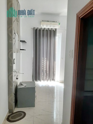 Cho thuê NNC đường Dã Tượng P10.Q8. Giá 16 triệu