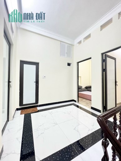 BÁN NHÀ HÀO NAM, ĐỐNG ĐA 35M2 X 5 TẦNG, LÔ GÓC, Ô TÔ TRÁNH, 2 THOÁNG, CHỈ 4,9 TỶ, LH 096 6037496