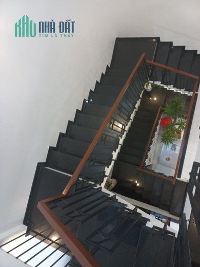 Bán nhà 3 mê + ST tại Quận Ngũ Hành Sơn, DT80m2 SHR chỉ 3.35 tỷ. Lh;0919456145.