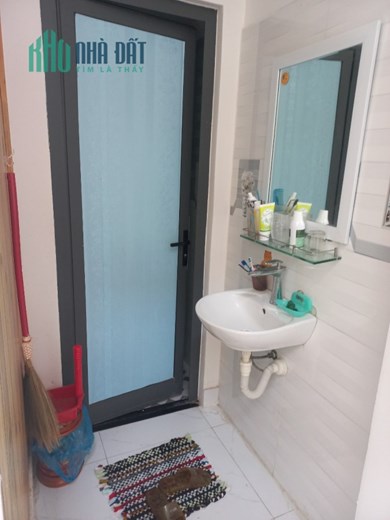 Bán nhà 3 mê + ST tại Quận Ngũ Hành Sơn, DT80m2 SHR chỉ 3.35 tỷ. Lh;0919456145.
