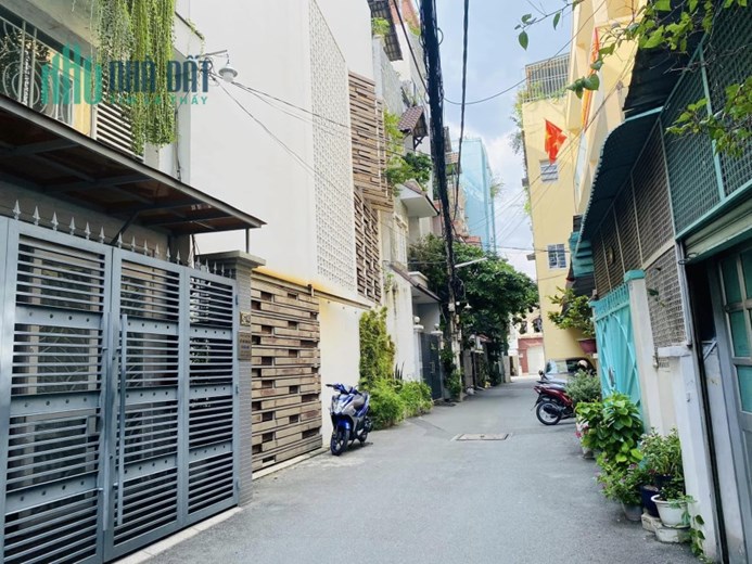 Bán CHDV khu VIP Làng ĐH, Điện Biên Phủ, BT, 13 phòng, 70 Triệu, Full, 11.1 tỷ TL