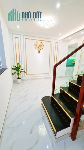 Nhà mới 3 tầng nở hậu hẻm 511 Dương Bá Trạc P1Q8. Giá 3tỷ 78