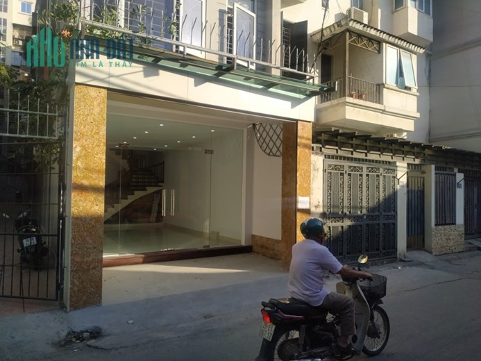 Bán nhà 2 Mặt Ngõ Nở Hậu KPL Phố Hoàng Cầu 15,5 tỷ, 55mx4T, Ôto đỗ cửa, KD đông đúc