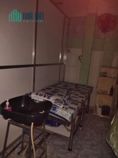 SANG NHƯỢNG TIỆM TÓC NAM ĐỊA CHỈ 150B GÒ DẦU, PHƯỜNG TÂN QUÝ, QUẬN TÂN PHÚ, HỒ CHÍ MINH