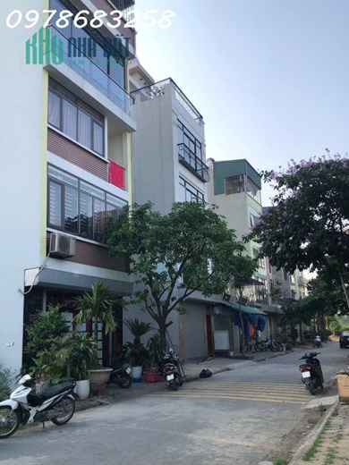 Nhà phân lô Linh Đàm, ô tô tránh, thang máy, giá tốt