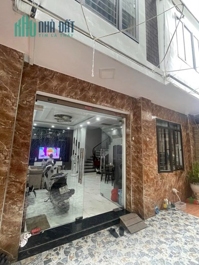 Bán nhà ngõ 213 Thiên Lôi, diện tích 48m 4 tầng, mới đẹp, GIÁ 2.69 tỉ