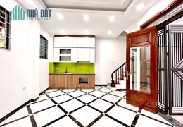 Bán nhà Minh Khai , giảm chào 300tr còn 3,8 tỷ , 45m2 , mặt tiền 6,3m dài như người mẫu