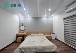 BÁN NHÀ NGÕ CHỢ KHÂM THIÊN 52m MT6 giá 4.75 tỷ