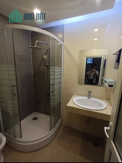 BÁN GẤP NHÀ KHÂM THIÊN ĐỐNG ĐA 35m 5tầng 3.9 tỷ