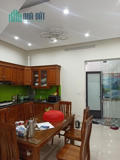 Bán nhà ngõ 26 An Đà, diện tích 44m 3 tầng mới, GIÁ chỉ 2.35 tỉ có sân cổng riêng