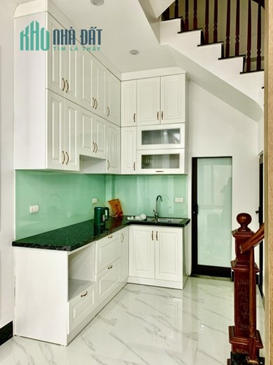 Bán nhà Đại La , Giá giảm chào 200tr , 44m2 , mặt tiền 6,1m , chỉ 3,7 tỷ , khu VIP an sinh tốt