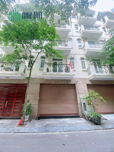 Hoàng Cầu, Đống Đa, Vỉa Hè, Thang Máy, ÔTô, Kinh Doanh, 68m, 6Tầng, MT 4.5m, 26 Tỷ, 0974014486