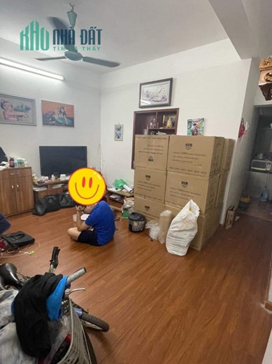 💥Bán gấp Tập thể Nguyễn Khánh Toàn, Cầu Giấy 60m 2 ngủ, dân trí cao, bảo vệ 24/24, chỉ 1.69 tỷ💥