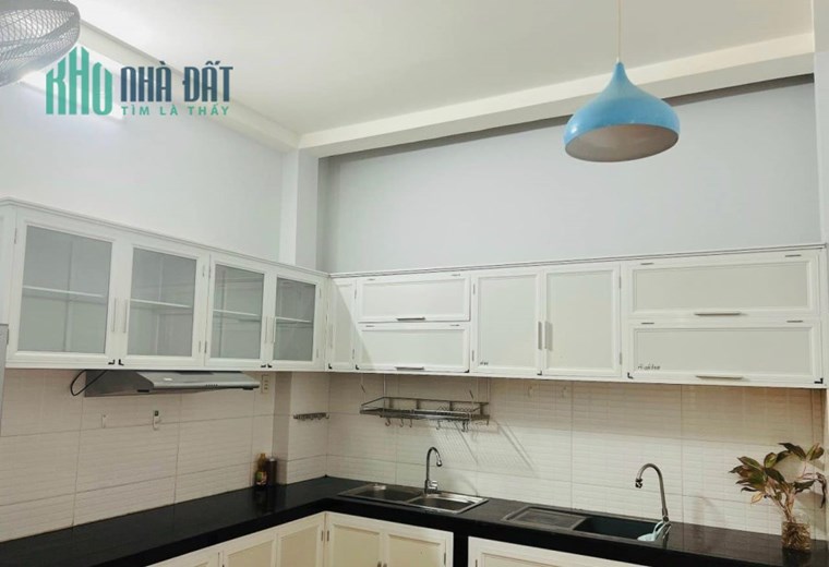 QUẬN 10-NGANG GẦN 5M-HXH THÔNG TỚI NHÀ-DÒNG TIỀN 15 TRIỆU MỖI THÁNG-49,2M2-GIÁ 8,3 TỶ