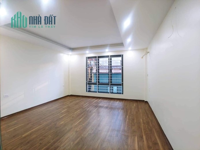 Bán nhà Khương Đình ô tô tránh 50m2 4 tầng gần hồ giá 6.75 tỷ