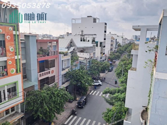Mặt Tiênf Kinh Doanh Tân Phú 5 Tầng Có Thang Máy, 84m2, Ngộp Bank Cần Bán Gấp.