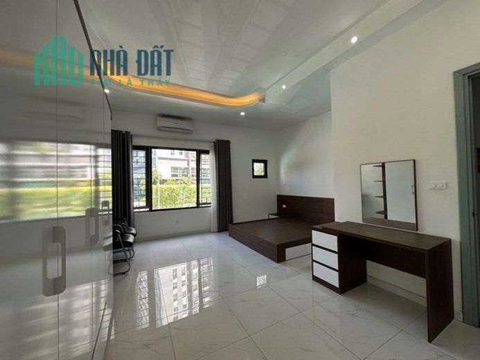 BÁN NHÀ PHÂN LÔ - Ô TÔ TRÁNH - CẦU GIẤY-KINH DOANH-105M-MT 5M-LÀM VĂN PHÒNG-Ở NGAY